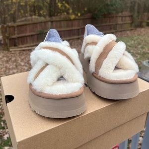 UGG Disco Cross Slide